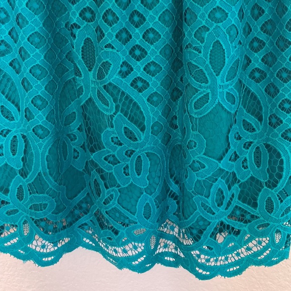 XHILARATION Sleeveless lace dress with zippered back green SMALL - Picture 7 of 12